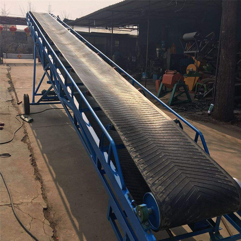 小型工业大倾角挡带式皮带输送机流水线传输带爬坡给料机大型称重
